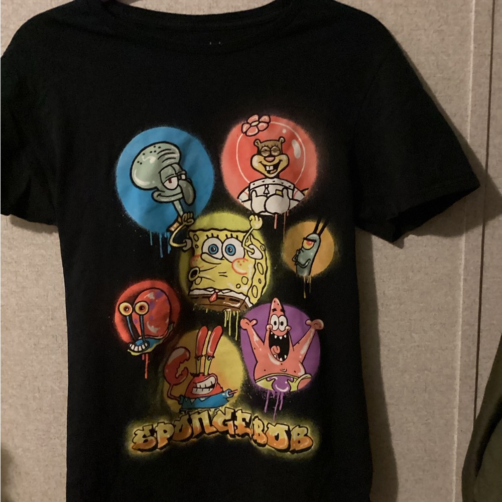 Nickelodeon SpongeBob graffiti graphic tshirt graphic tee back